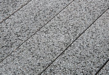 Гранитная тротуарная плитка Готика, Плита Granite FINO, 1000x500x80, Белла Уайт 2